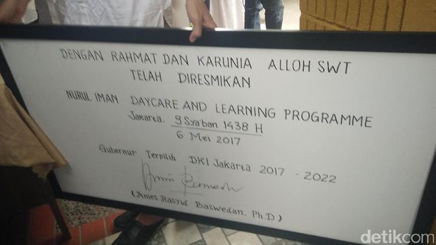 Peresmian tempat penitipan anak oleh Anies /
