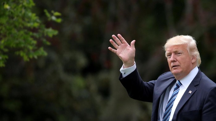 Merosot Tajam, Hanya 36 Persen Warga AS yang Puas pada Trump