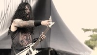 Krisiun merupakan band death metal asal Brasil yang sukses di dunia metal internasional. Foto: Hanif/detikHOT