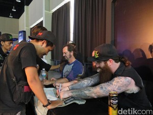 Entomed AD dan Claim the Thrones Sapa Penggemar di Hammersonic