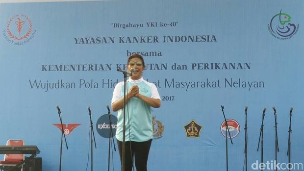 Menteri KP Susi Pudjiastuti di Muara Angke