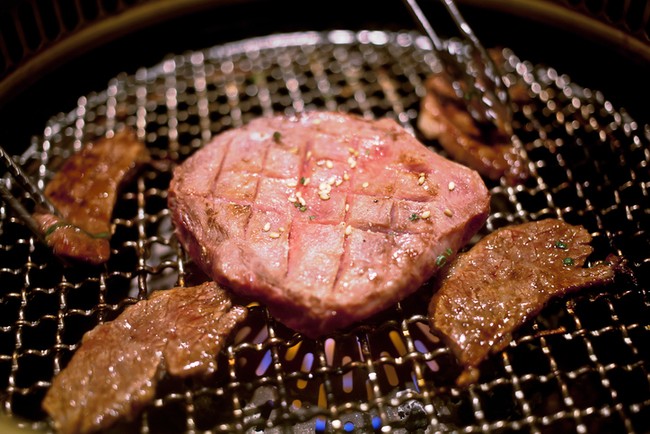 Di 5 Restoran Ini Bisa Makan BBQ Daging All You Can Eat