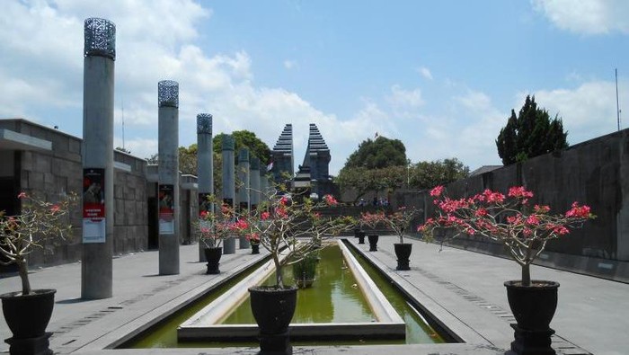 Komplek makam Bung Karno di Blitar