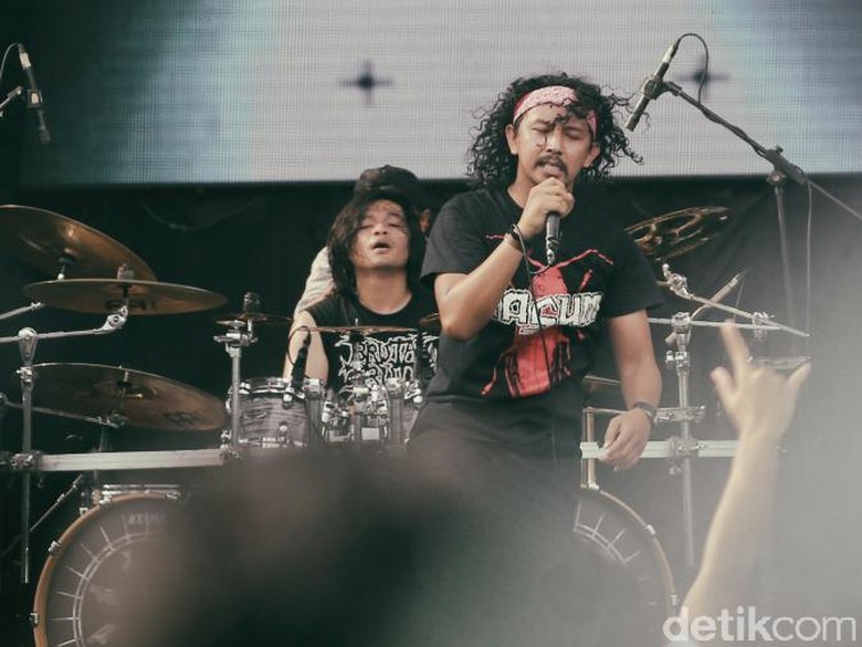 5 Fakta Adamantine, Album Burgerkill yang Merchandise-nya Dibeli Jokowi 5 Fakta Adamantine, Album Burgerkill yang Merchandise-nya Dibeli Jokowi