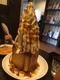 Wouw! Restoran Ini Sajikan <i/>Honey Toast</i> Setinggi 43 cm!