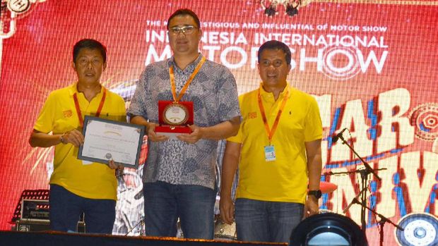 Ini Mobil, Motor, dan Booth Terbaik di IIMS 2017