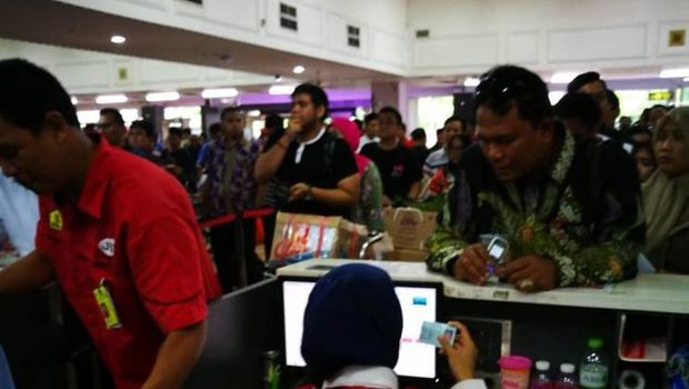 Bandara Halim Crowded, Banyak Penumpang Gagal Check In 