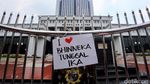 Aksi Simpatik Dukung Hakim Independen Vonis Ahok