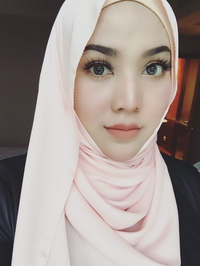Foto Hijab Ala Shila Amzah Hijabers Cantik Yang Viral Karena Lagu K Pop Free Download Nude