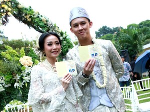 Selamat! Rinni Wulandari Hamil Anak Pertama