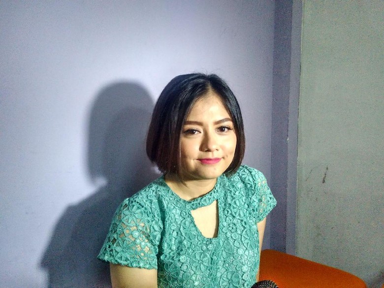 Punya Anak Perempuan, Tika Eks T2 Anggap Tantangan Punya Anak Perempuan, Tika Eks T2 Anggap Tantangan