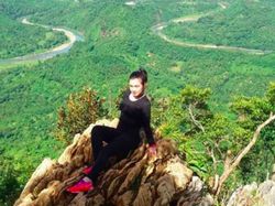 Sopir Uber Jelita yang Bikin Penumpang Terpesona