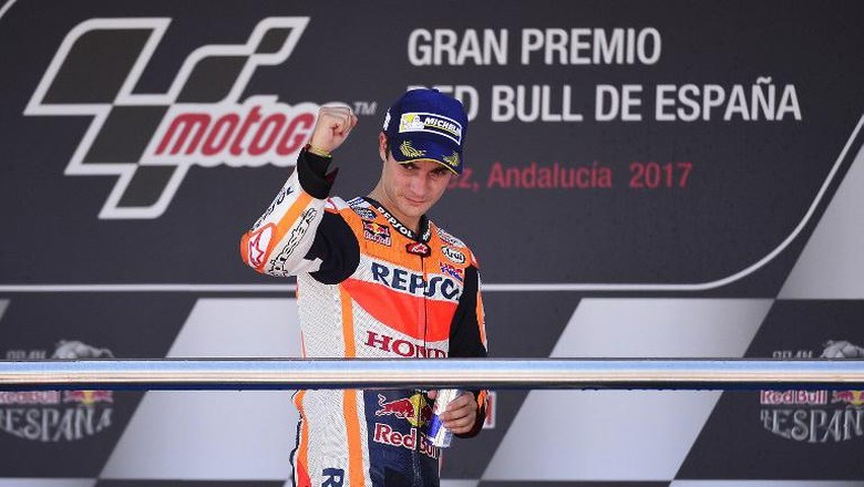 Air Mata Pedrosa dan Kemenangan Bersejarah di Jerez Air Mata Pedrosa dan Kemenangan Bersejarah di Jerez