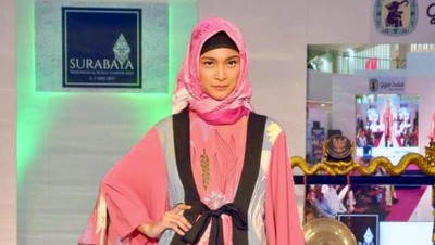 Foto: Koleksi Busana Muslim Kabana by Itang Yunasz