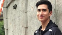 Anak Venna Melinda dan Ivan Fadilla tersebut juga punya channel YouTube yang cukup aktif, sehingga menjadi pemasukan sendiri untuk dirinya. Foto: Dok. Instagram/bramastavrl