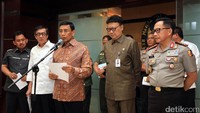 Sebagai ormas berbadan hukum, HTI tidak melaksanakan peran positif untuk mengambil bagian dalam proses pembangunan guna mencapai tujuan nasional.