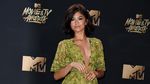 Penampilan Cantik dan Seksi Para Seleb di MTV Movie and TV Awards