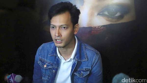 Selain Chelsea Islan, Siapakah Pemeran Wanita di Ayat-Ayat Cinta 2? Selain Chelsea Islan, Siapakah Pemeran Wanita di Ayat-Ayat Cinta 2?