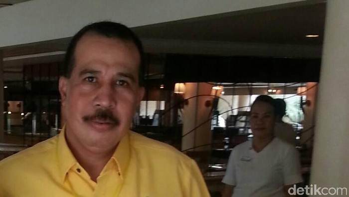 Plt Ketua DPD Golkar Aziz Samual