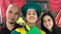 Bahkan El Rumi menuliskan bahwa itu merupakan selfie terbaik yang pernah dibuatnya. (Dok. Instagram/elelrumi)