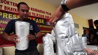 Bea Cukai dan Bareskrim Polri berhasil mengamankan 84 Kg sabu yang dikirim dari China.