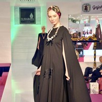 Kabana by Itang Yunasz, Surabaya Indonesia Fest di Kuala Lumpur. Malaysia. [Foto: dok. Itang Yunasz]