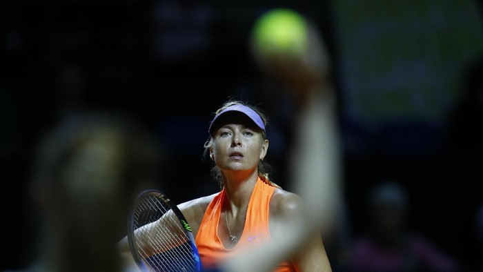 Tennis - WTA Stuttgart Tennis Grand Prix - Maria Sharapova of Russia v Roberta Vinci of Italy - Stuttgart, Germany - 26/4/17. Maria Sharapova of Russia in action. REUTERS/Ralph Orlowski