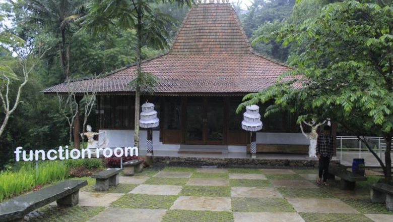 Rumah Joglo Dago Dreampark Aneka Rumah Joglo berusia ratusan tahun di Dago Dreampark, Bandung