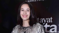 Dalam film garapan Guntur Soeharjanto itu akan muncul tiga wanita baru dalam hidup Fahri yakni Sabina, Kiera dan Bulia. Pool/Noel/detikFoto.