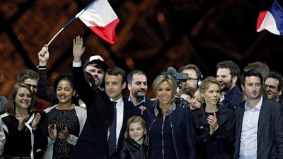 Macron Rayakan Kemenangan Pilpres Prancis