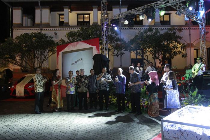 Wali Kota Semarang Hendrar Prihadi di acara Semarang Great Sale 2017 (Foto: Dok. Pemkot Semarang) Wali Kota Semarang Hendrar Prihadi di acara Semarang Great Sale 2017 (Foto: Dok. Pemkot Semarang)
