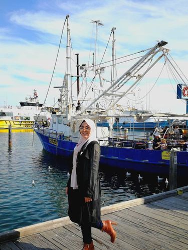 Foto: Hijab Ala Shila Amzah, Hijabers Cantik yang Viral karena Lagu K-Pop