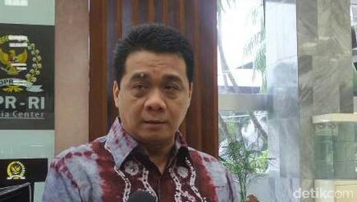 HTI Dibubarkan, Pimpinan Komisi II: Pemerintah Seharusnya Adil