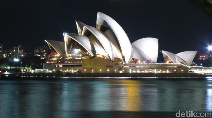 Video Cara Liburan Seharian di Sydney