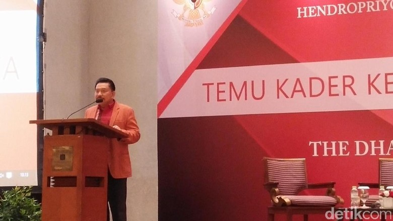 Hendropriyono Gelar Temu Kebangsaan, Bahas Beda NKRI dan Khilafah Hendropriyono Gelar Temu Kebangsaan, Bahas Beda NKRI dan Khilafah
