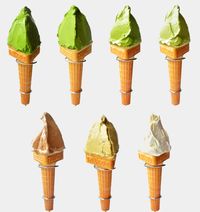 Kalau ke Jepang, Jangan Lupa Cicipi Es Krim Matcha Berlapis Daun Emas Ini!