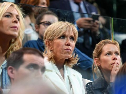 Foto: Istri Presiden Prancis Berusia 64 yang Disebut Barbie Menopause