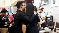 Di acara tersebut Raffi Ahmad memang sangat mesra dengan Nagita Slavina.