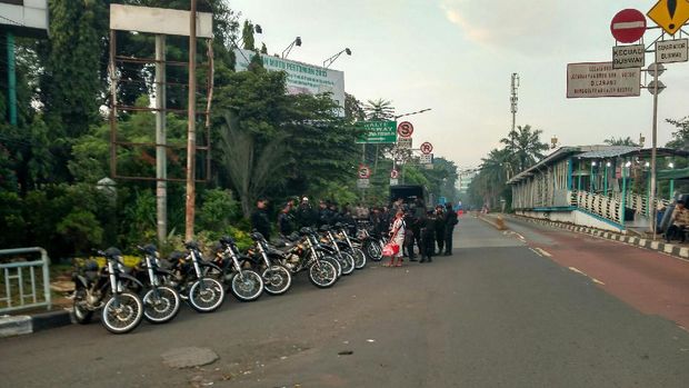  Lalin Depan Kementan Ditutup, TransJ Koridor 6 Tak Sampai Ragunan