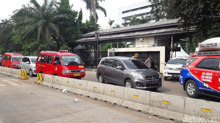 Sidang Vonis Ahok Usai, Lalin di Depan Kementan Kembali Dibuka