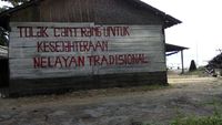 Dukung Susi, Nelayan Pulau Ini Bikin <i>Graffiti</i> Tolak Cantrang