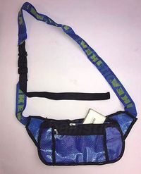 Foto: Kantong Plastik Ikea Disulap Jadi Sepatu Sampai Underwear