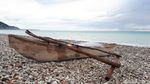 Ajaib, Pantai di NTT Punya Batu Warna-warni!