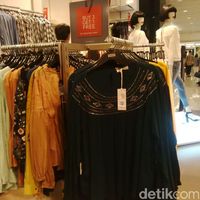Bra Sampai Dress Diskon 50% di Marks & Spencer