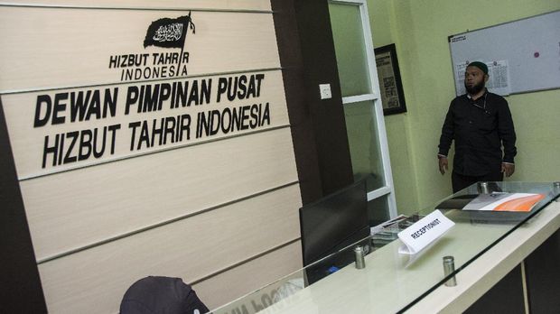 Kantor DPP Hizbut Tahrir Indonesia (HTI), di Menteng Dalam. Ormas ini sudah dicabut izinnya oleh pemerintah karena dianggap bertentangan dengan Pancasila.