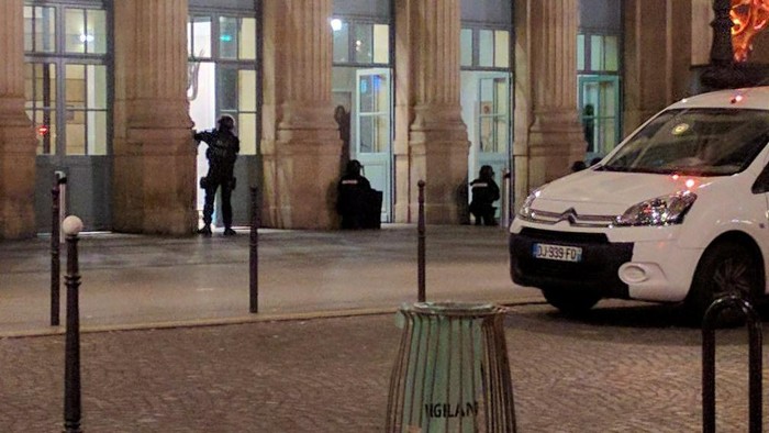 Ada Ancaman, Stasiun Kereta di Paris Sempat Ditutup