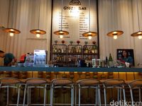 Gyoza Bar: Mencicip Gyoza Fusion dengan Topping Keju dan Saus Mentai