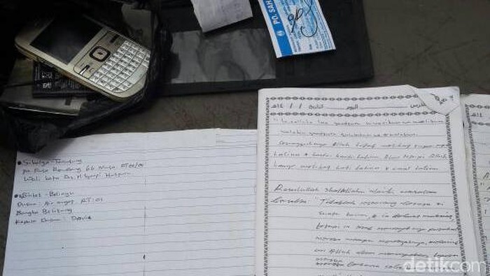 Satpam Temukan Tas Berisi Buku Jihad di Bintaro Plaza