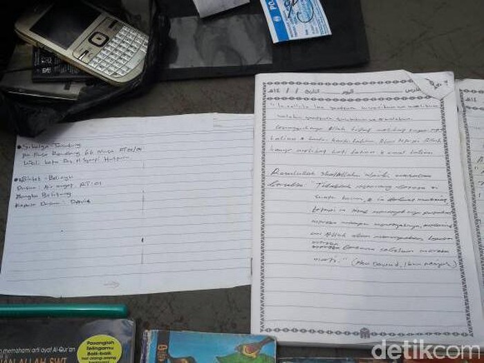 Polisi Periksa Pemilik Tas Berisi Buku Jihad di Bintaro Plaza