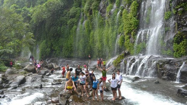 Sekilas mirip Air Terjun Tumpak Sewu di Lumajang (Air Terjun Asik-asik/Facebook)